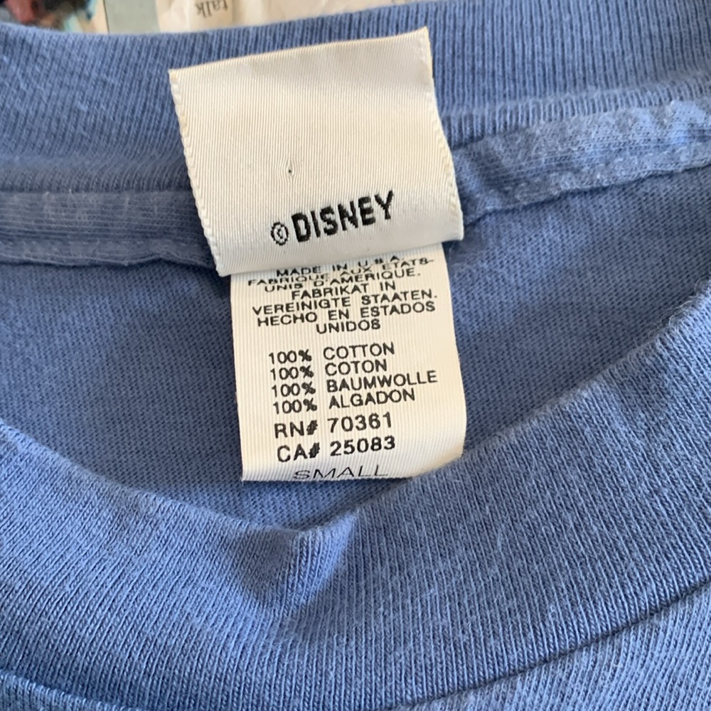 Disney Winnie Pooh and friends tshirt size small - Picture 4 of 4